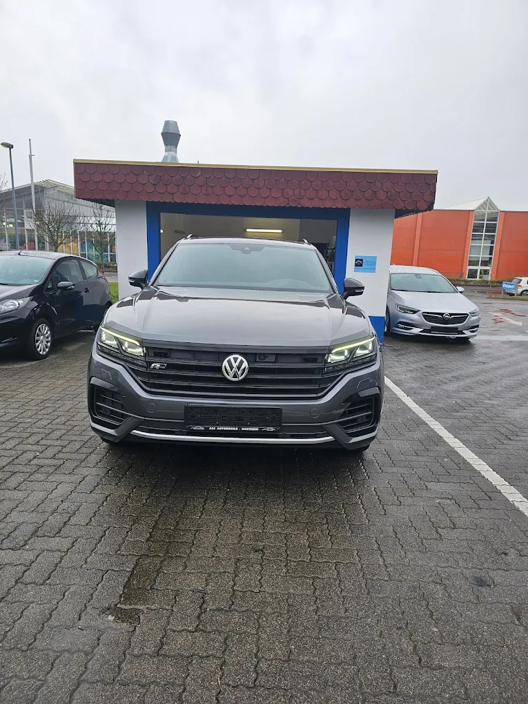 VW Touareg - Premium-Reinigung für maximalen Werterhalt